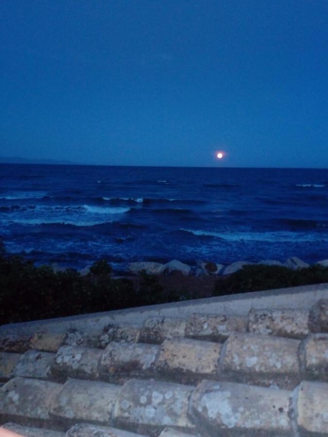 Casa Bon' Aria Fronte Mare Sud Sardegna Villa La Maddalena  Exterior photo